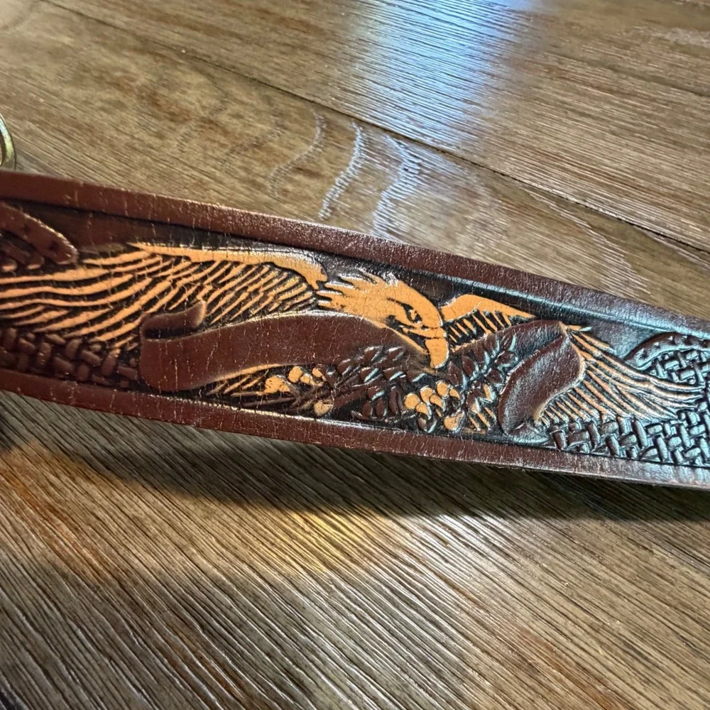 Mens Brown Tooled Genuine Leather Western Eagle Belt Size 44 KM627 Mexico